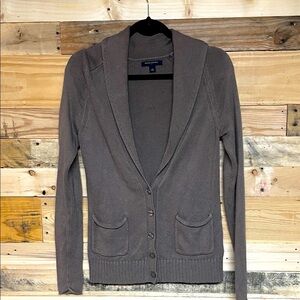 Banana Republic size Med Taupe Color Soft 5 Button Cardigan Sweater with Pockets